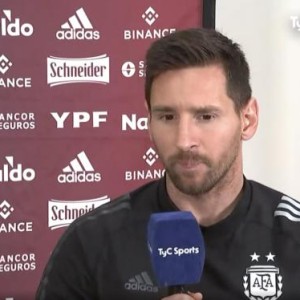 星空体育官网-梅西：七夺金球时莱万非最佳 巴黎适应症不止伤病